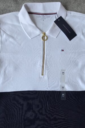 Playera bicolor Tommy Hilfiger- Tipo polo, white & blue