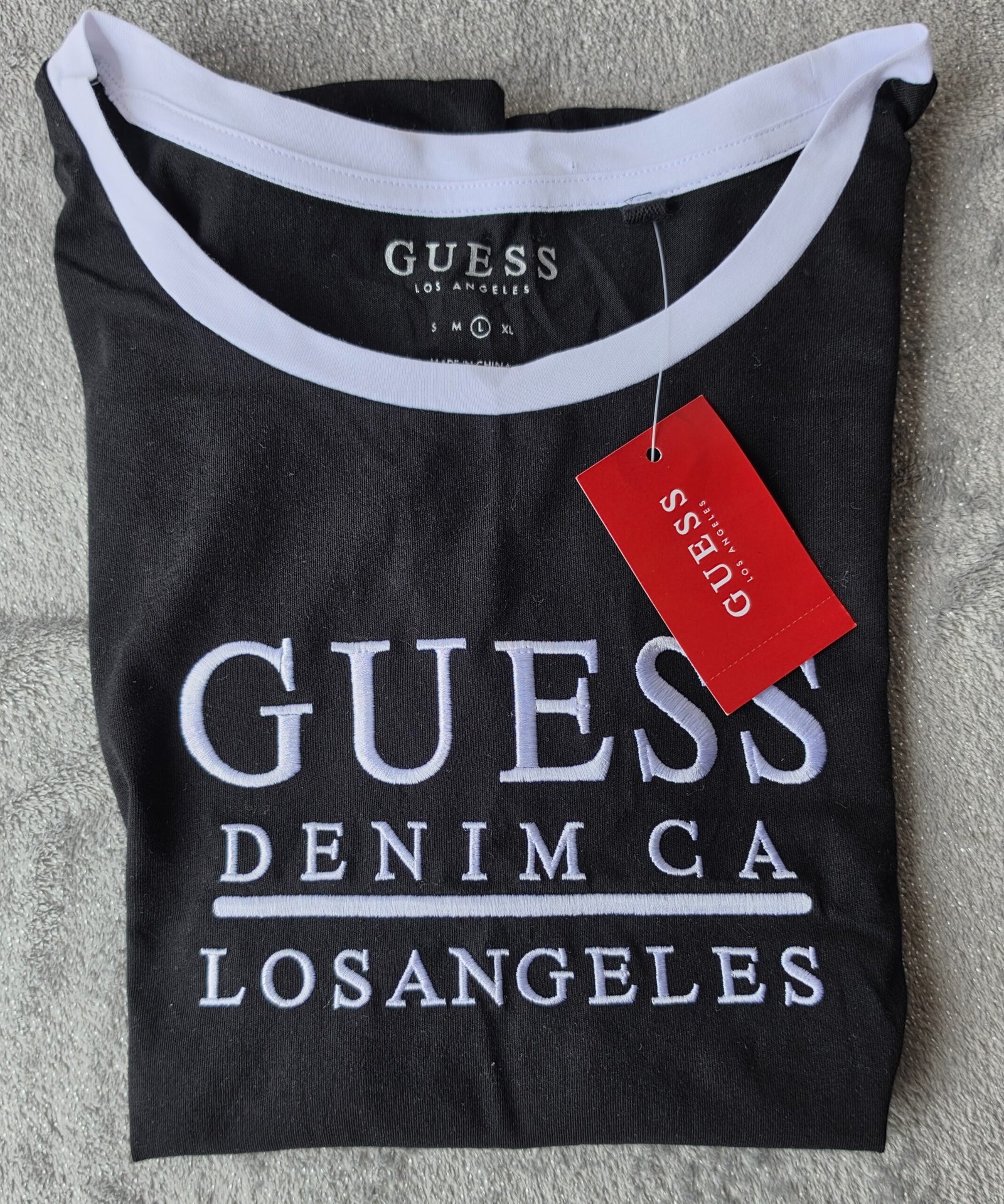 Playera Guess negra - Image 3