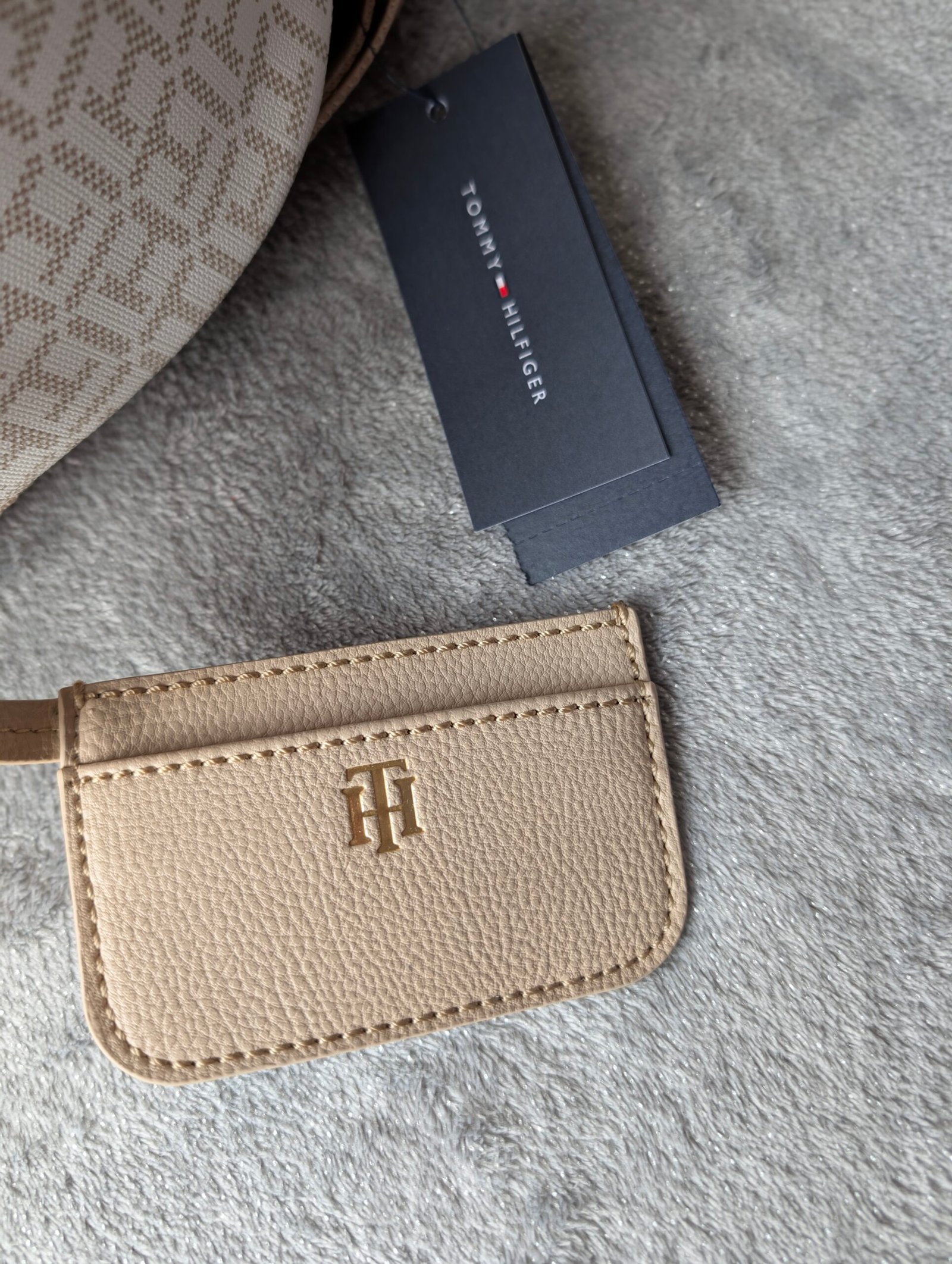 Mochila Tommy Hilfiger Beige - Image 5